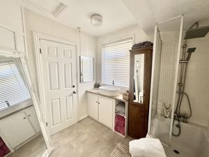 Photo 18- click for photo gallery